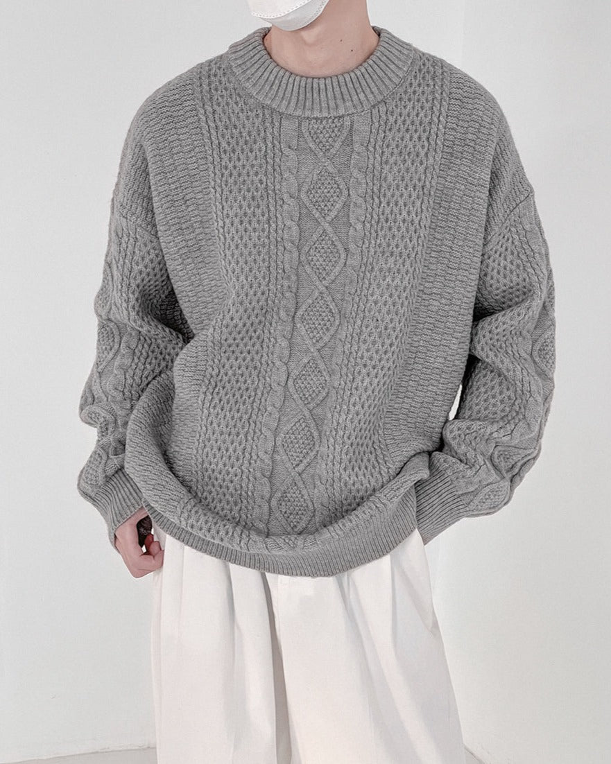 RT No. 5313 TWIST KNITTED ROUND NECK SWEATER